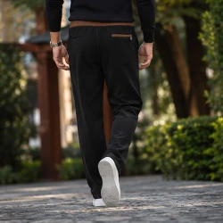 [LEVE 3 PAGUE 2] Calça Masculina Augusto em Tecido Moletom com Controle Térmico (Estilo de Alto Nível!)